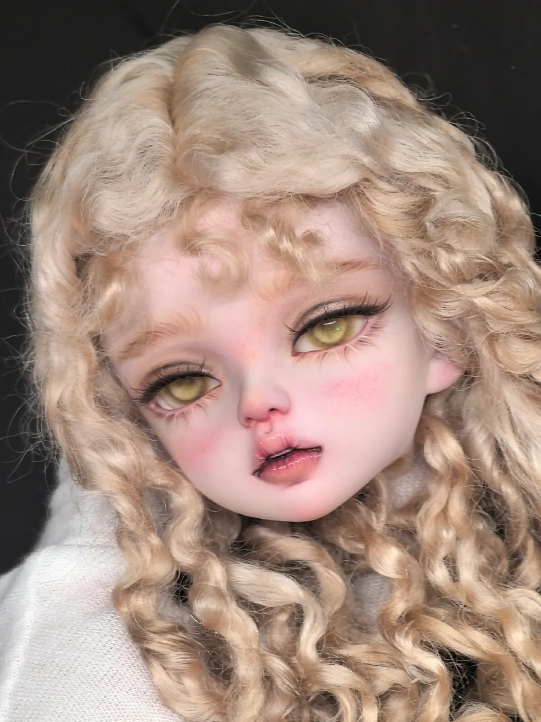 Beauty Y Makeup - 1/4 Scale SD BJD Doll Head
