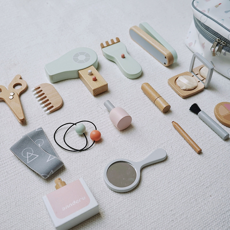 Korean Style Wooden Beauty Set - Beauty Y Makeup review and price